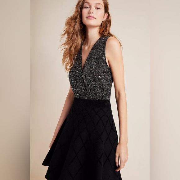 Anthropologie Eri + Ali Black Gold Metallic Evita Surplice Shimmer Top EUC Sz M - Picture 3 of 11